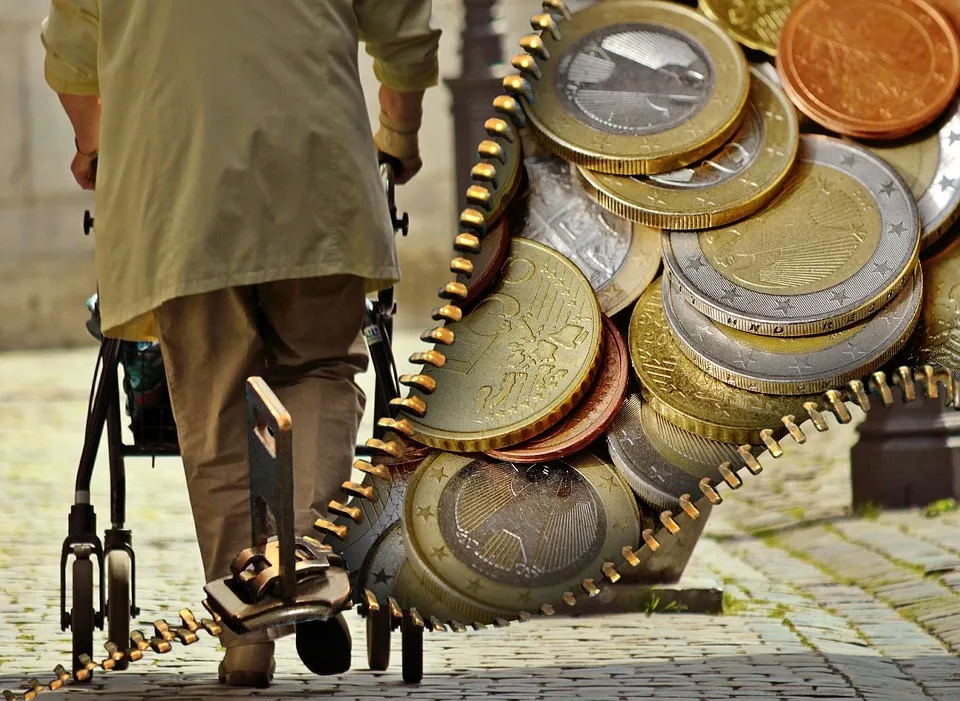 Mulți pensionari nu știu asta: contribuțiile vechi pot aduce puncte în plus la pensie