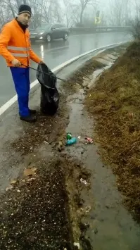 Rețea de traficanți de droguri destructurată de polițiști și procurori DIICOT. Șapte persoane au fost arestate