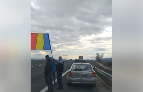 Sute de hectare ard zilnic! Pompierii tulceni abia mai fac față!