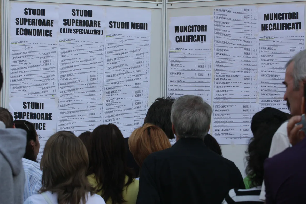 Raport OECD: 22% dintre tinerii români de 18-24 de ani nu muncesc și nu urmează studii sau formare profesională