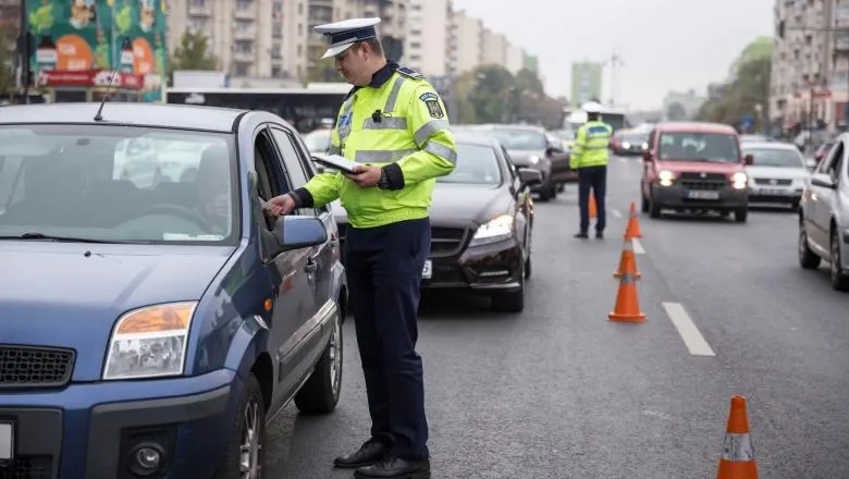 Inconştienţă pe Variantă: Fără permis şi cu alcool la bord!