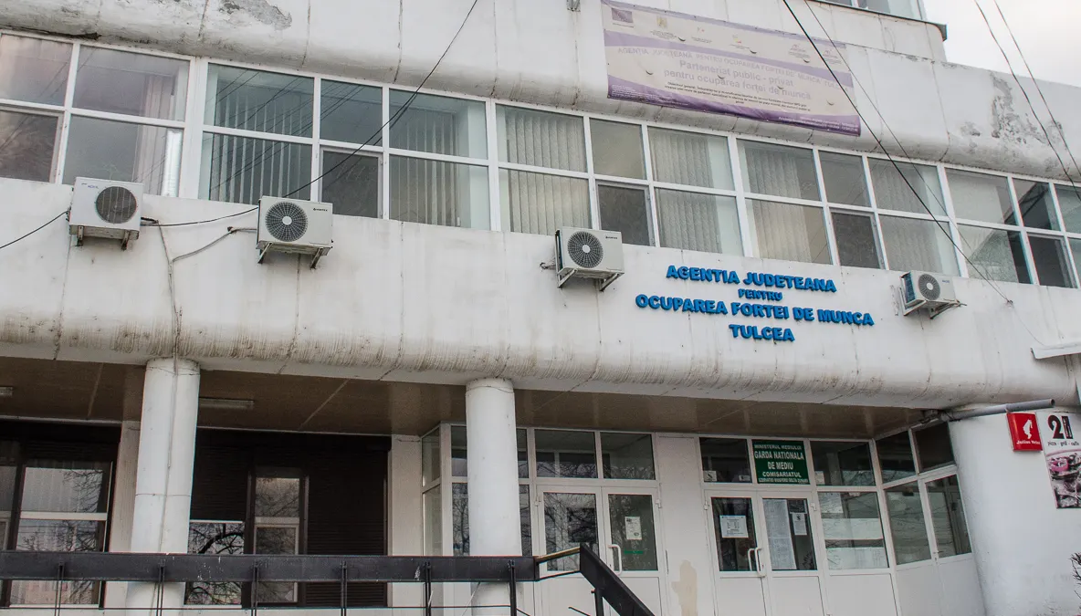 Peste o sută de tulceni încadraţi prin AJOFM Tulcea în ianuarie