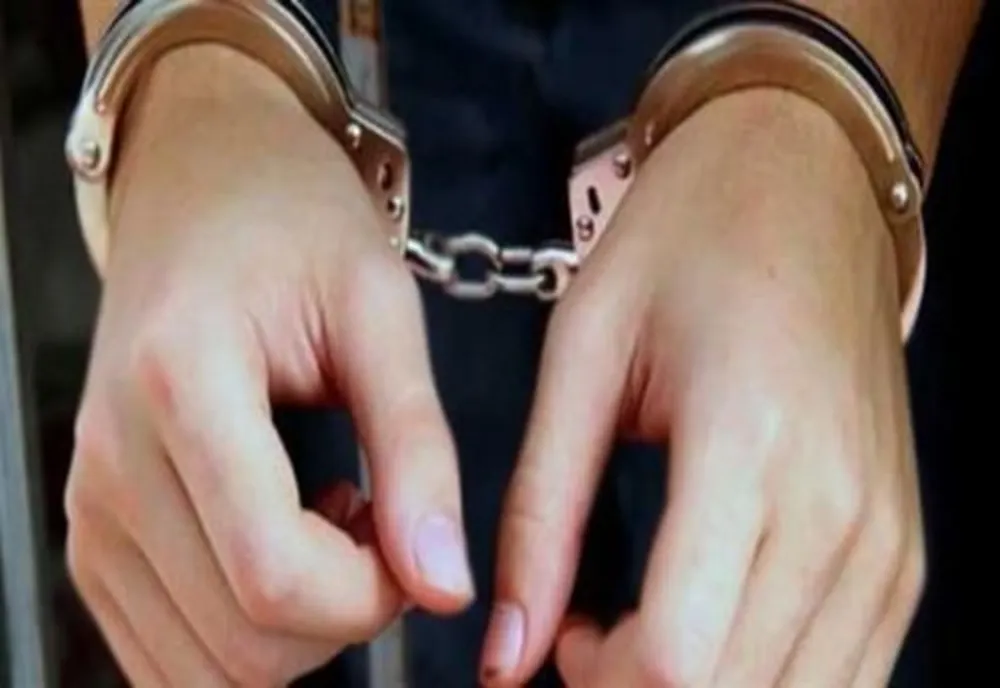    Poliţiştii tulceni l-au prins pe bărbatul care a jefuit o sală de jocuri din Greci