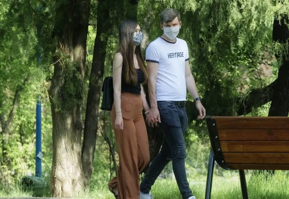 Masca obligatorie în mai multe localităţi din judeţul Tulcea