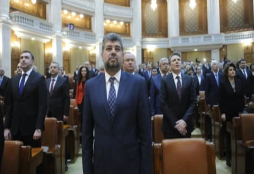 Contre  între Marcel Ciolacu și Dacian Cioloș 