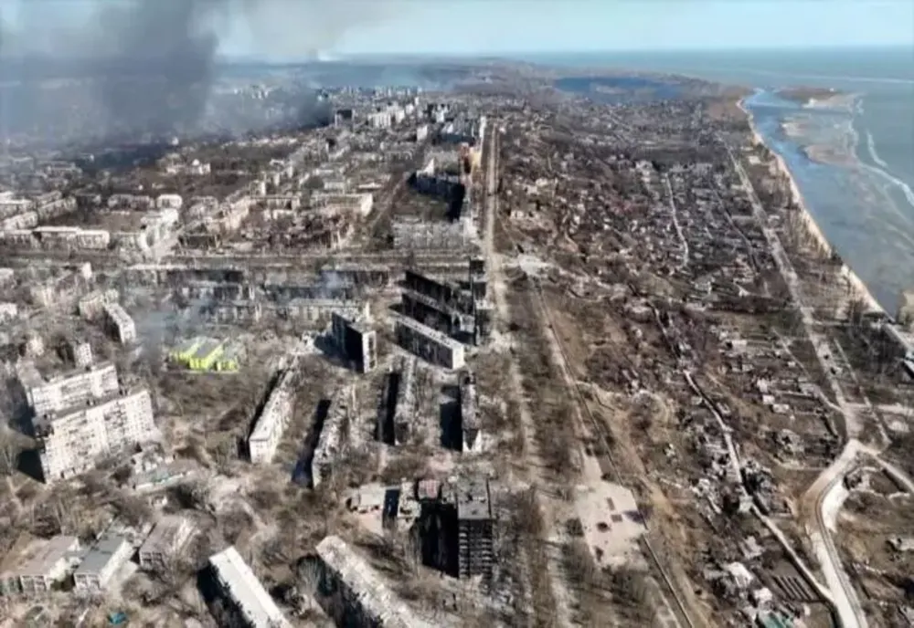 Război în Ucraina - Ziua 52 - Mariupol, distrus complet de armata lui Putin - Rusia, înfuriată după distrugerea crucișătorului