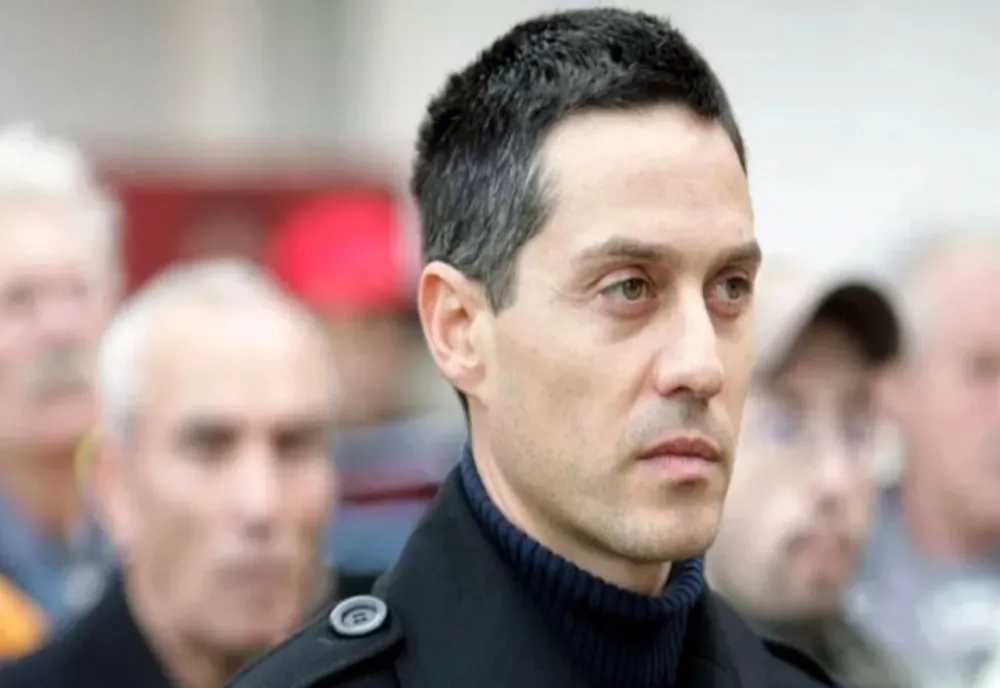 Alexandru Mazăre s-a predat. Inițial, poliția nu l-a găsit acasă după condamnarea la închisoare