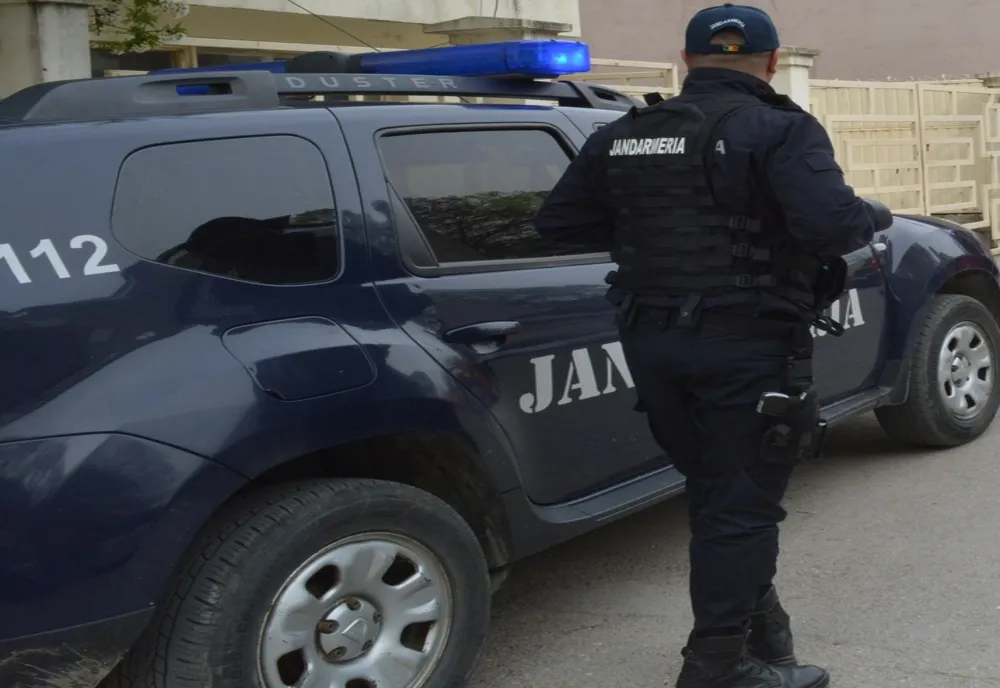 Misiuni de weekend pentru jandarmi. Amenzi de peste 8.000 de lei