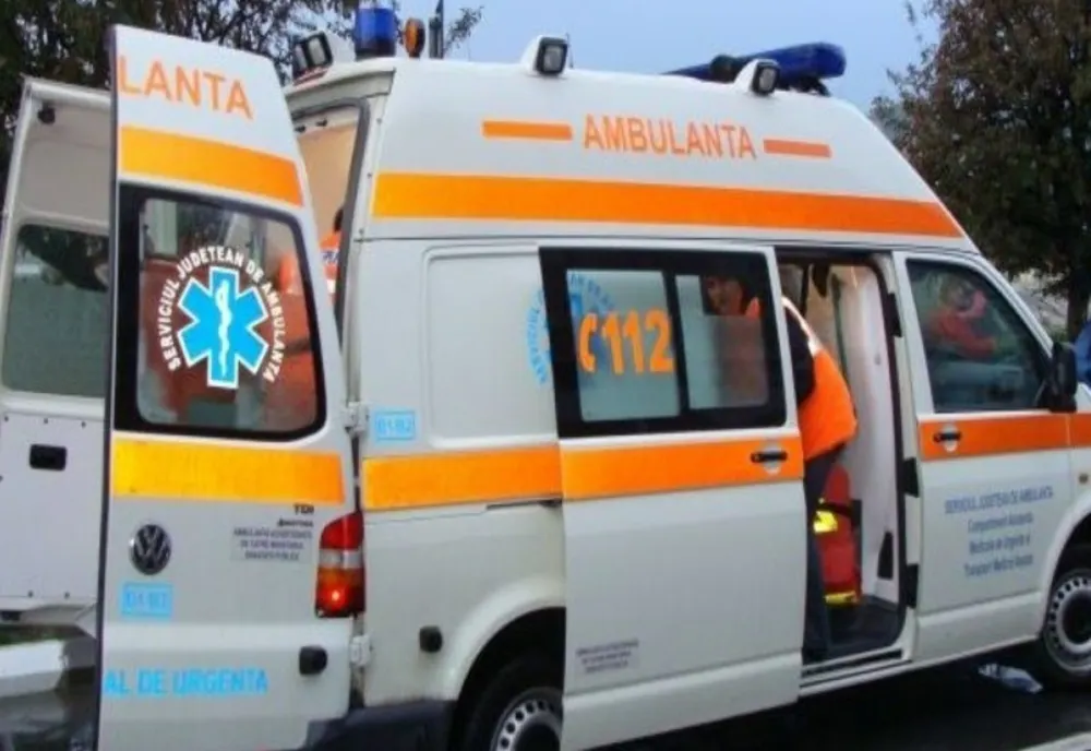 Pieton lovit de o mașină pe DN22A