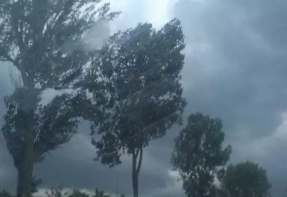 Informare meteo de instabilitate atmosferică, până mâine seară