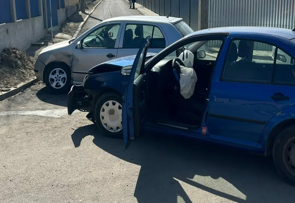 Impact violent în Turcoaia. O femeie rănitî