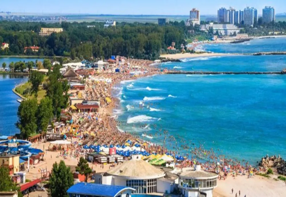 Corina Martin: "Sperăm să atragem peste 80.000 de turişti de 1 Mai la mare, dar şi de Paşte"