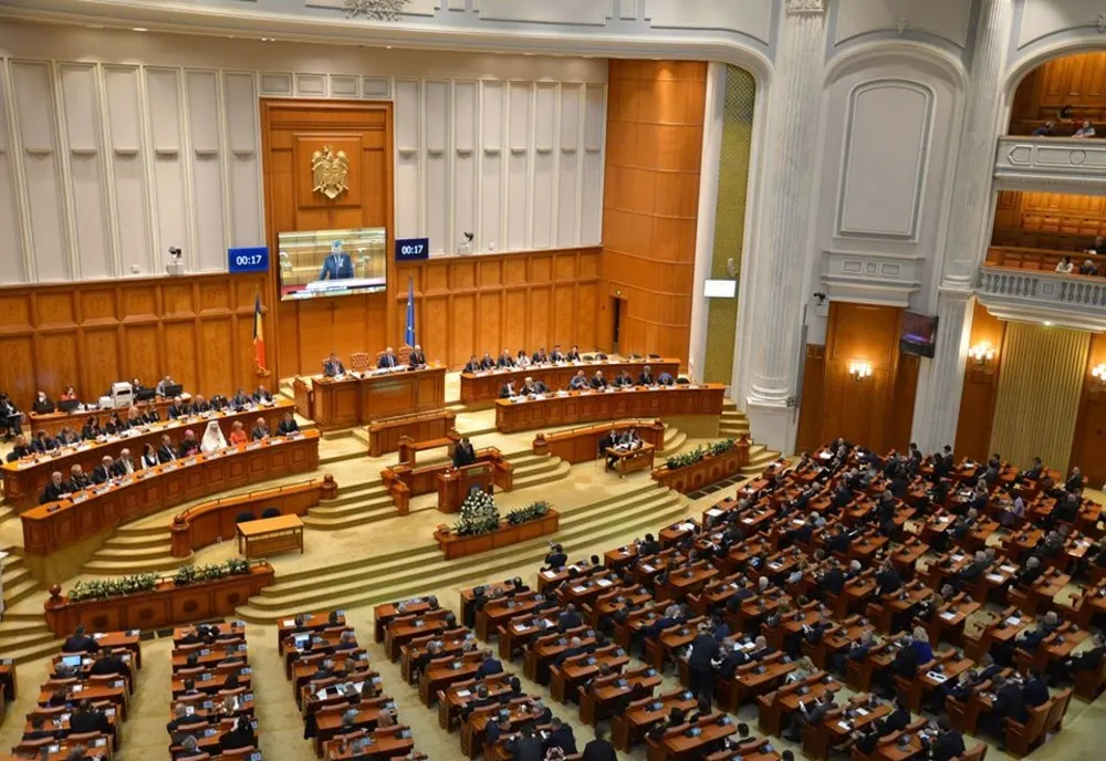 Proiectul de lege privind dreptul la avort a primit undă verde în Camera Deputaților