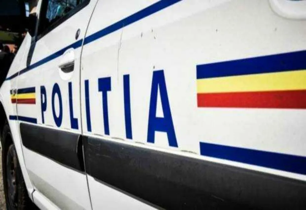 O bătrână din Tulcea le-a dat 38.000 de lei unor străini