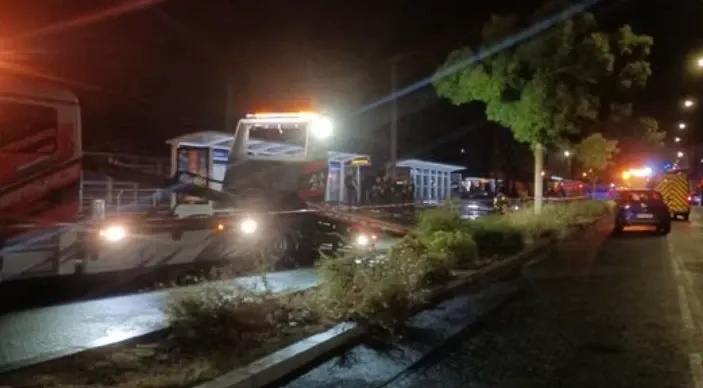 Franța: O mașină a intrat în plină viteză în pietoni la Caen (vest), un mort și zece răniți