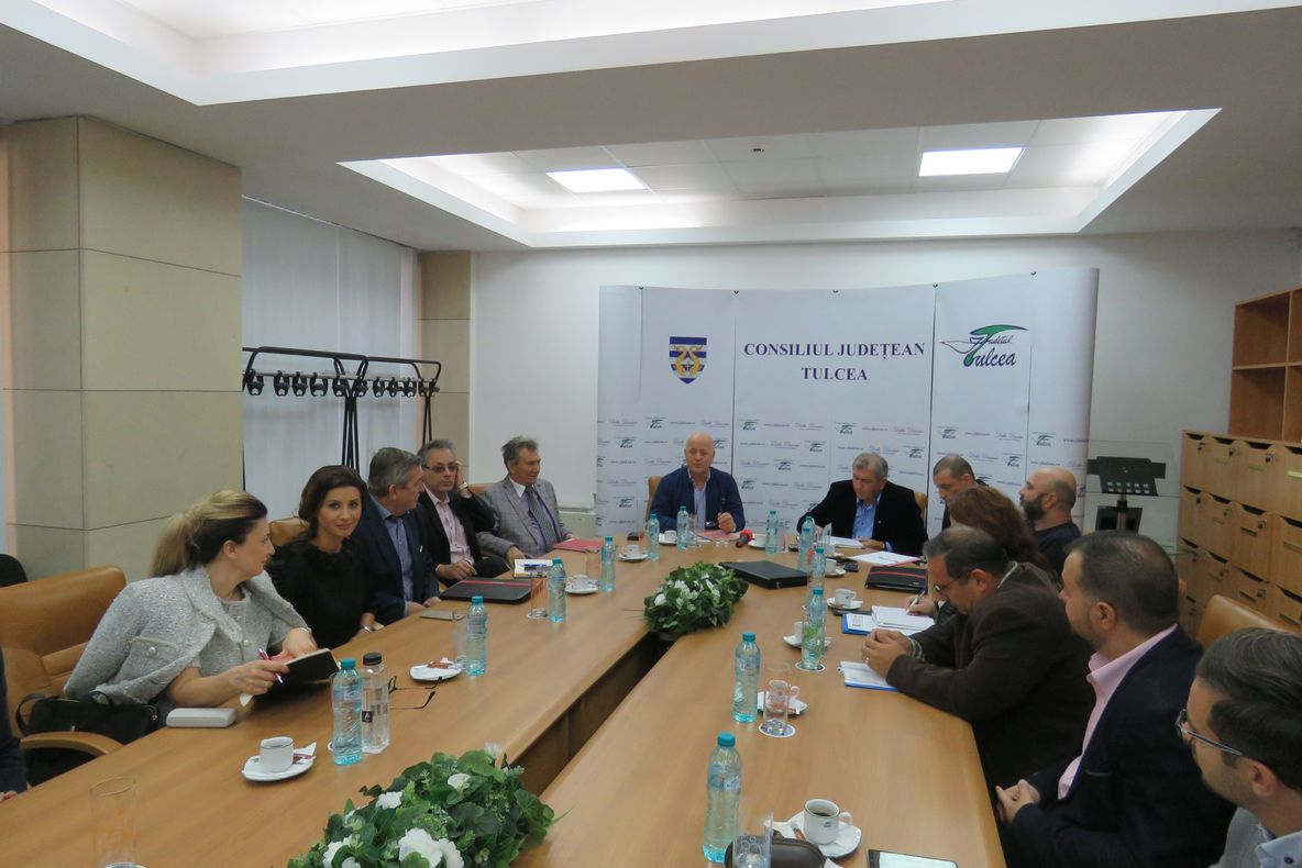 Întâlnire de lucru pentru urgentarea organizării de șantier pentru Podul peste Dunăre