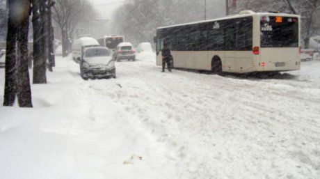 RECOMANDĂRI ÎN ATENȚIA CONDUCĂTORILOR AUTO  PRIVIND CIRCULAȚIA ÎN CONDIȚII METEO NEVAFORABILE