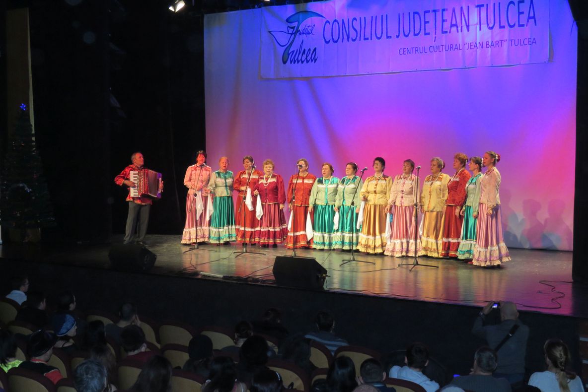 Spectacol de Ziua Minorităților la Teatrul Jean Bart