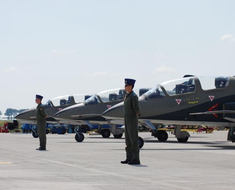 Campanie de promovare a carierei militare în aviaţie, miercuri la Palatul Copiilor