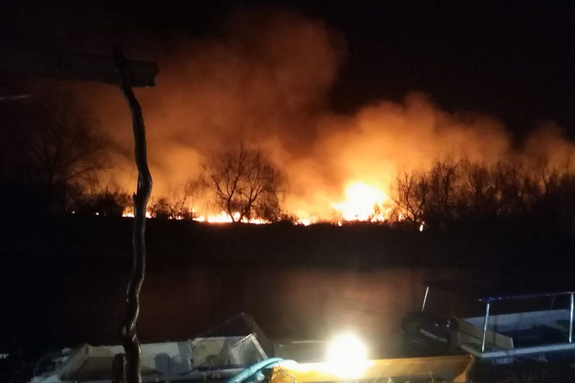 Noapte incendiară pentru pompierii tulceni
