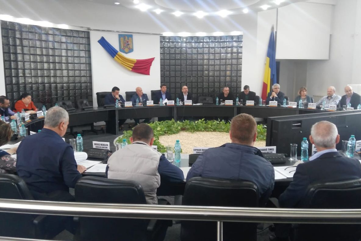 Peste 28 de milioane de lei de la Consiliul Judeţean pentru echilibrarea bugetelor locale