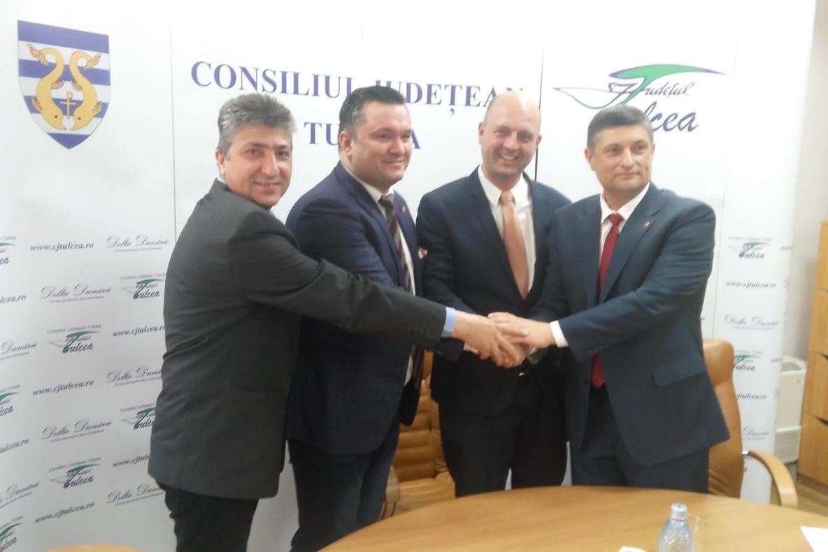 Cooperarea Tulcea – Izmail, o primă reușită:  A fost semnat contractul de grant pentru proiectul „Infrastructura transfrontalieră de sănătate“