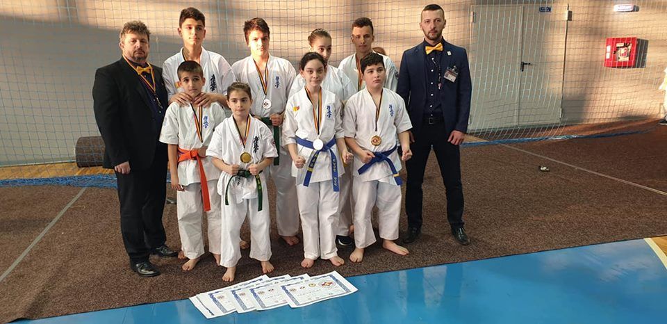 Cinci tulceni au ajuns campioni naționali de karate