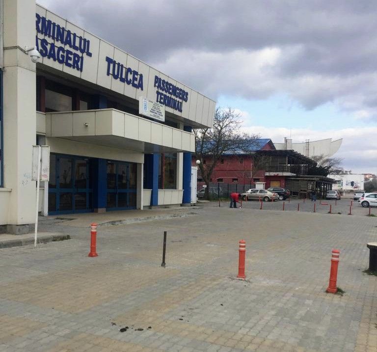 Popicii APDM Galaţi de la Tulcea au interzis aprovizionarea cu marfă a navelor de pasageri!