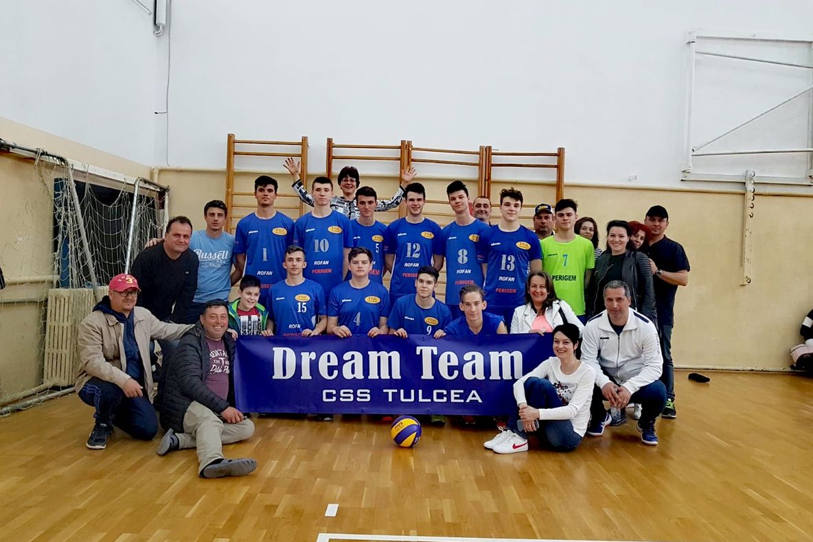 Volei CSS - Tulcenii s-au calificat la pas în turneul final, cu trei victorii