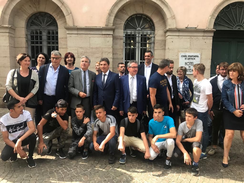 Vicepreşedintele Petre Badea reprezintă judeţul Tulcea la Aveyron în Franţa!