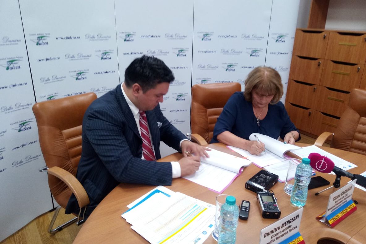 Contract de 27 milioane de euro pentru modernizarea drumurilor judeţete pe Strategia SUERD