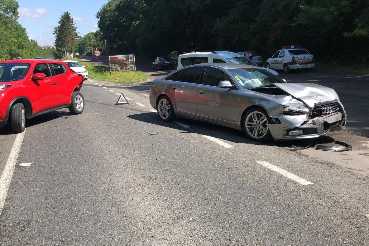 Accident pe DN 22: Femeie de 51 de ani rănită!