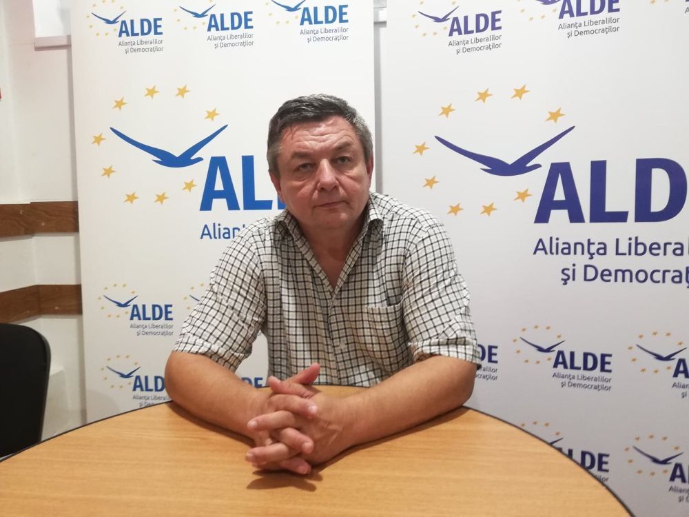 ALDE s-a apucat curăţenie în propria ogradă