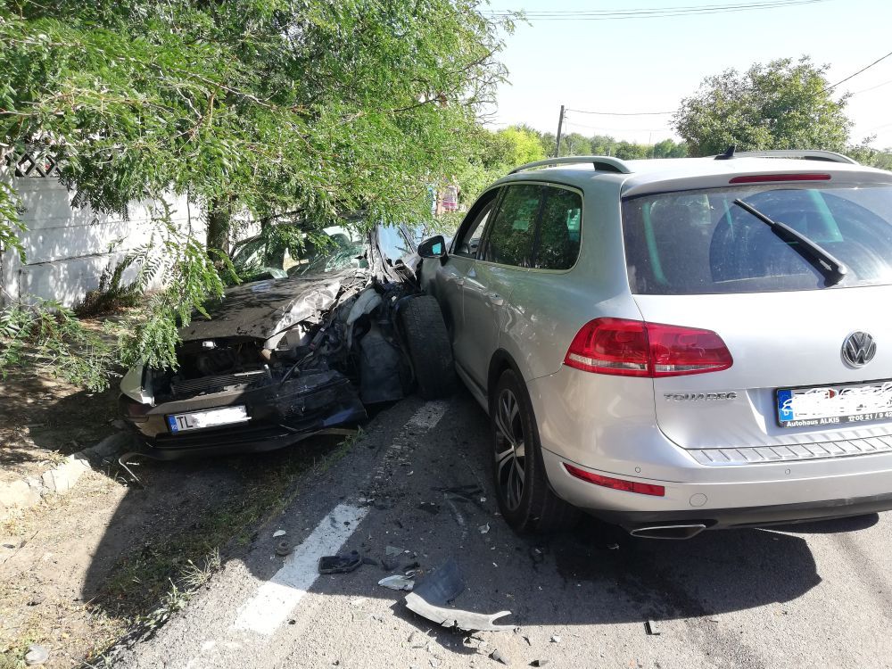 Doi copii şi trei adulţi răniţi într-un accident la Cataloi! Au fost deplasate trei ambulanţe