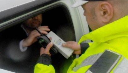 Şofer din Beştepe, prins mort de beat la volan: 1,24 mg/l alcool pur în aerul expirat!