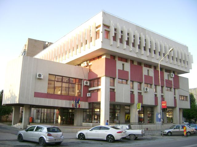 Biblioteca Județeană Panait Cerna - Cinci zile de sărbătoare și manifestări culturale