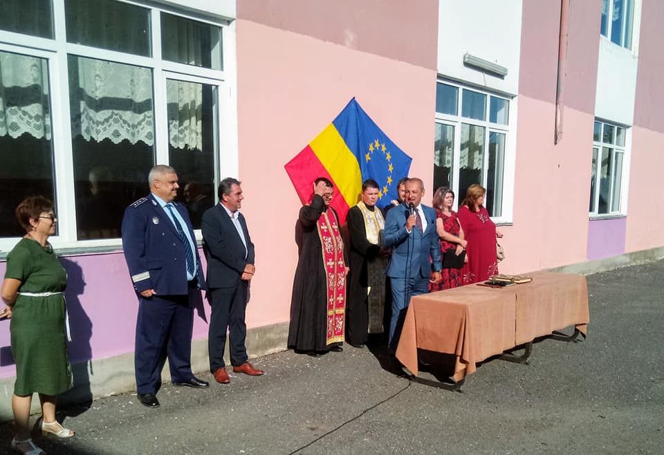 Prefectul Lucian Furdui a deschis anul şcolar la Isaccea!