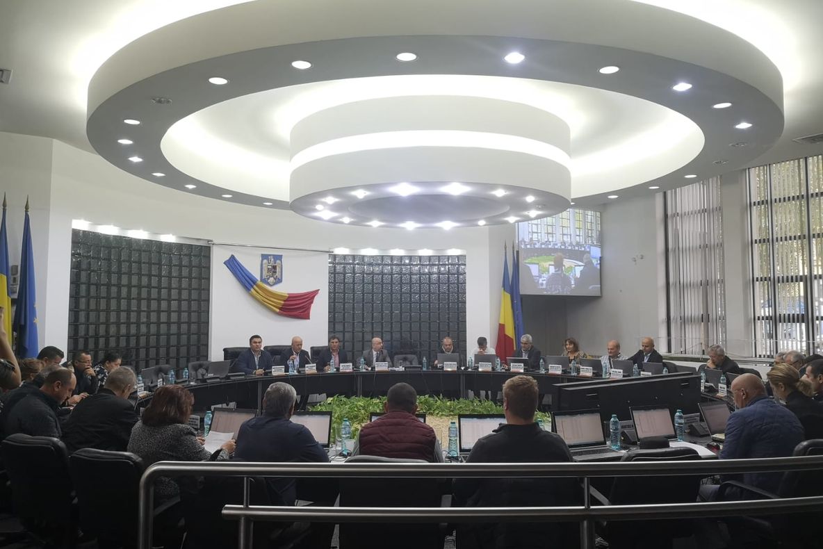 Hotărârile adoptate de consilierii judeţeni în şedinţa de azi