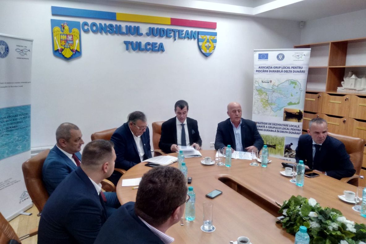 Scoicile, alternativa de milioane de euro pentru pescarii din Delta Dunării