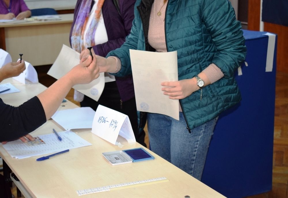 Tulcea între primele cinci judeţe din ţară care votează