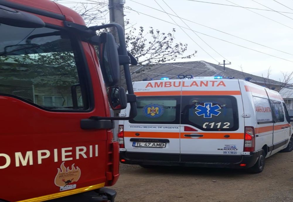 Femeie din Carcaliu salvată din flăcări! Are arsuri pe 50% din corp