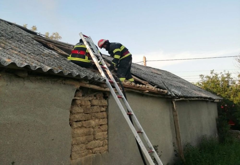 Bătrănă găsită carbonizată în urma unui incendiu