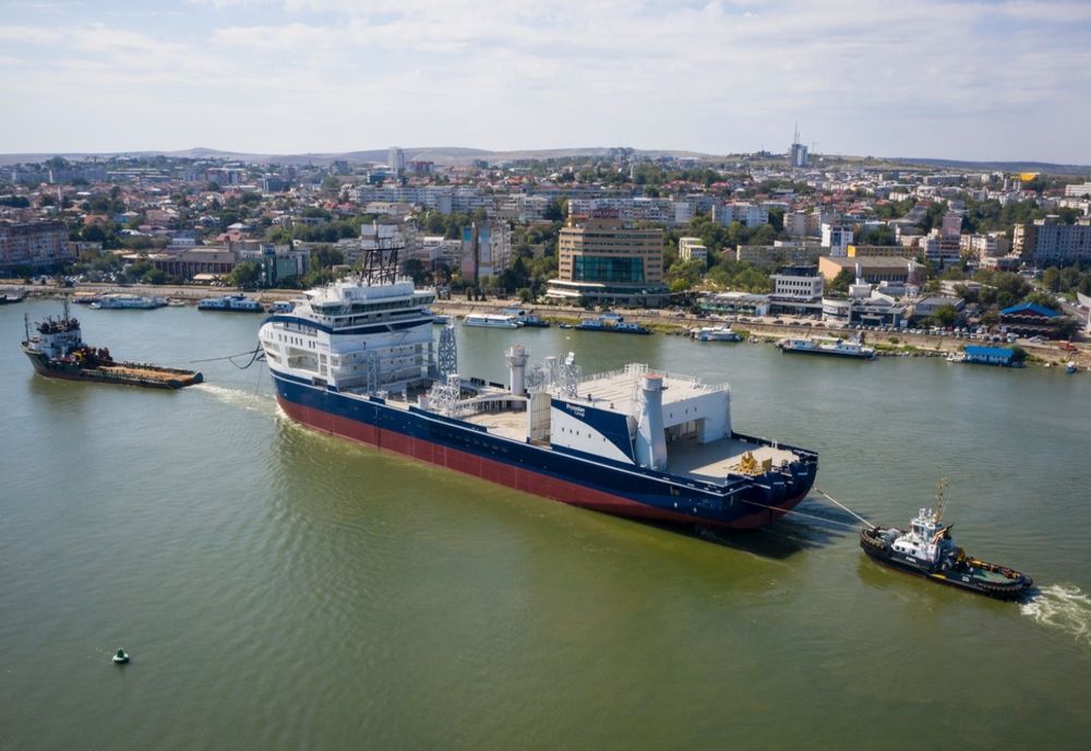 Cea mai mare navă de instalare a cablurilor construită la Tulcea!