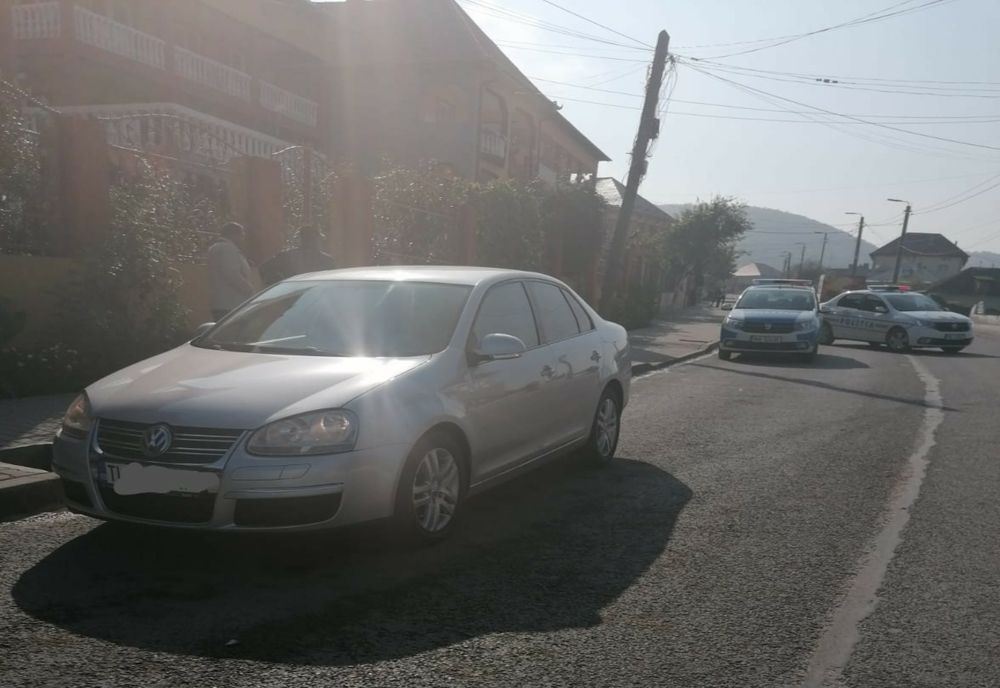 Copil spulberat de mașină în timp ce traversa neregulamentar