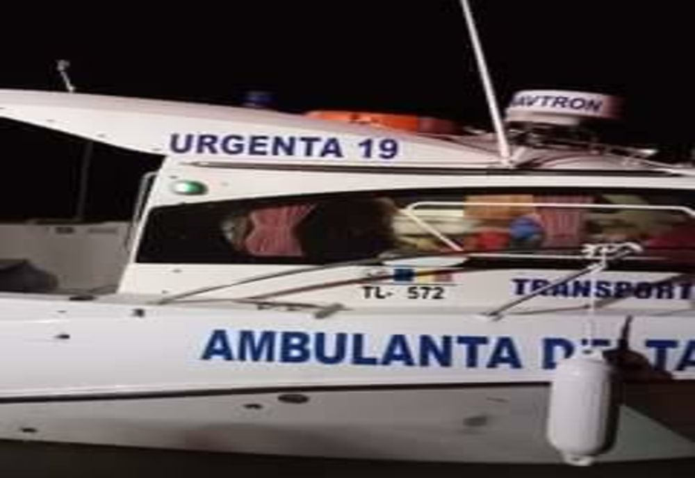 Bărbat căzut în Dunăre, salvat de pompieri