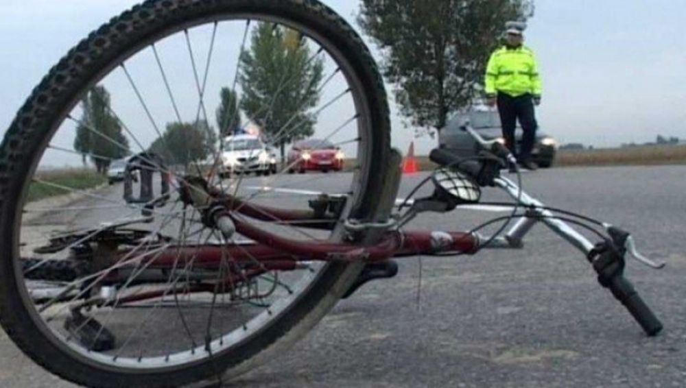 Beat mort, a căzut de pe bicicletă şi l-a „adunat” poliţia