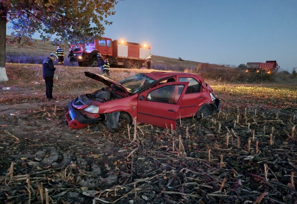 S-a răsturnat cu mașina în aprpiere de Caugagia