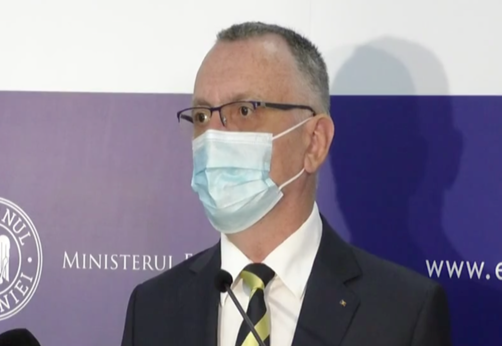 Sorin Cîmpeanu anunță controale în unitățile de învățământ cu rată mică de vaccinare