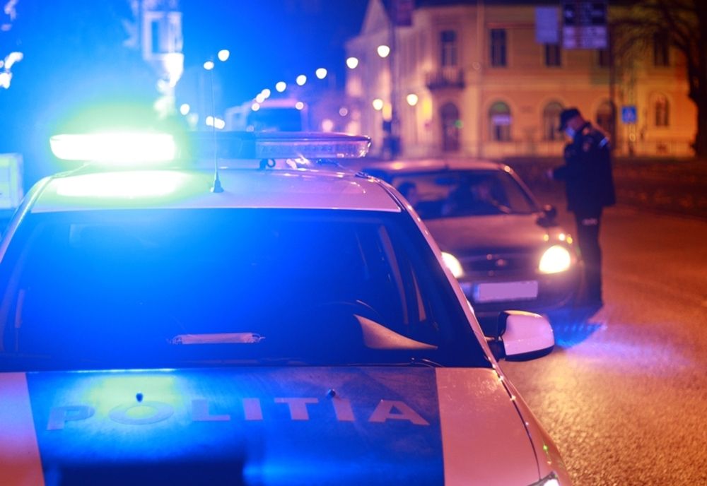 Tulceancă, fără permis de conducere, la volanul unui autoturism, în Bistrița