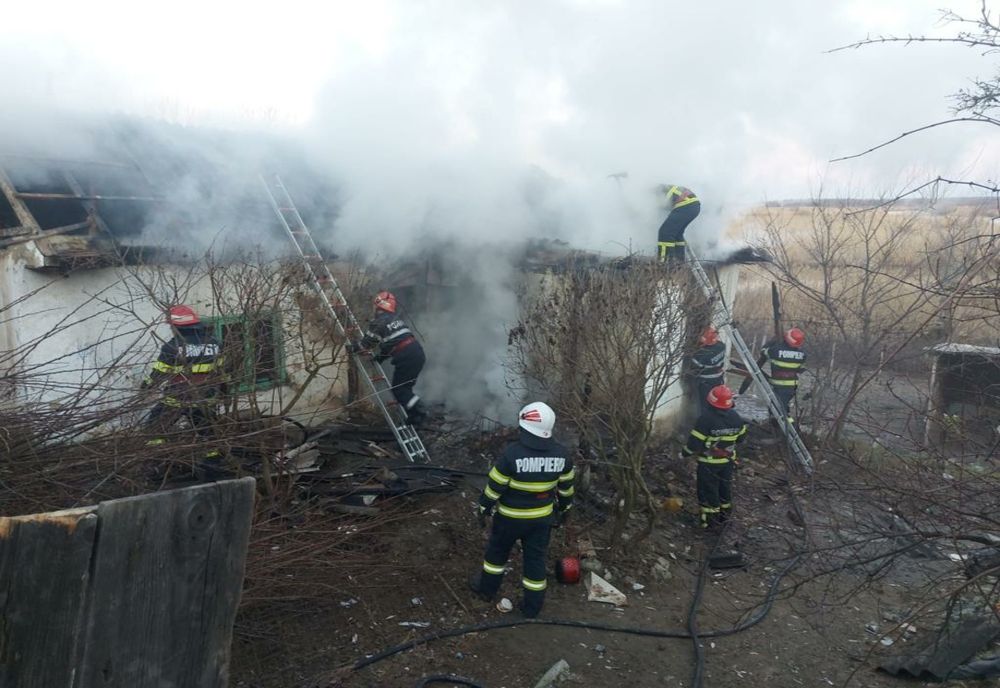 TULCEA. Un tânăr și-a pierdut viața în urma unui incendiu (FOTO)
